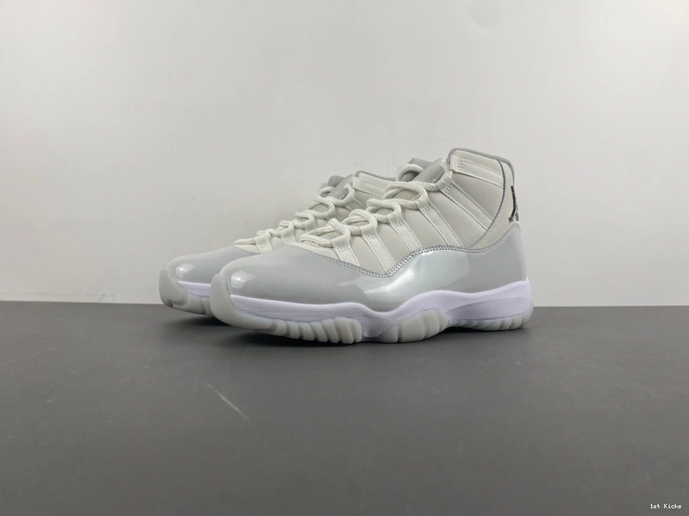 - 11 Finale Jordan (Women's) Retro AR0715-110 Grand 0408